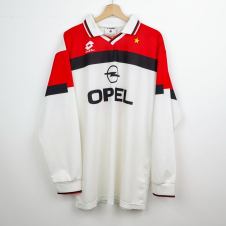 1994/1995 Milan Away Jersey...