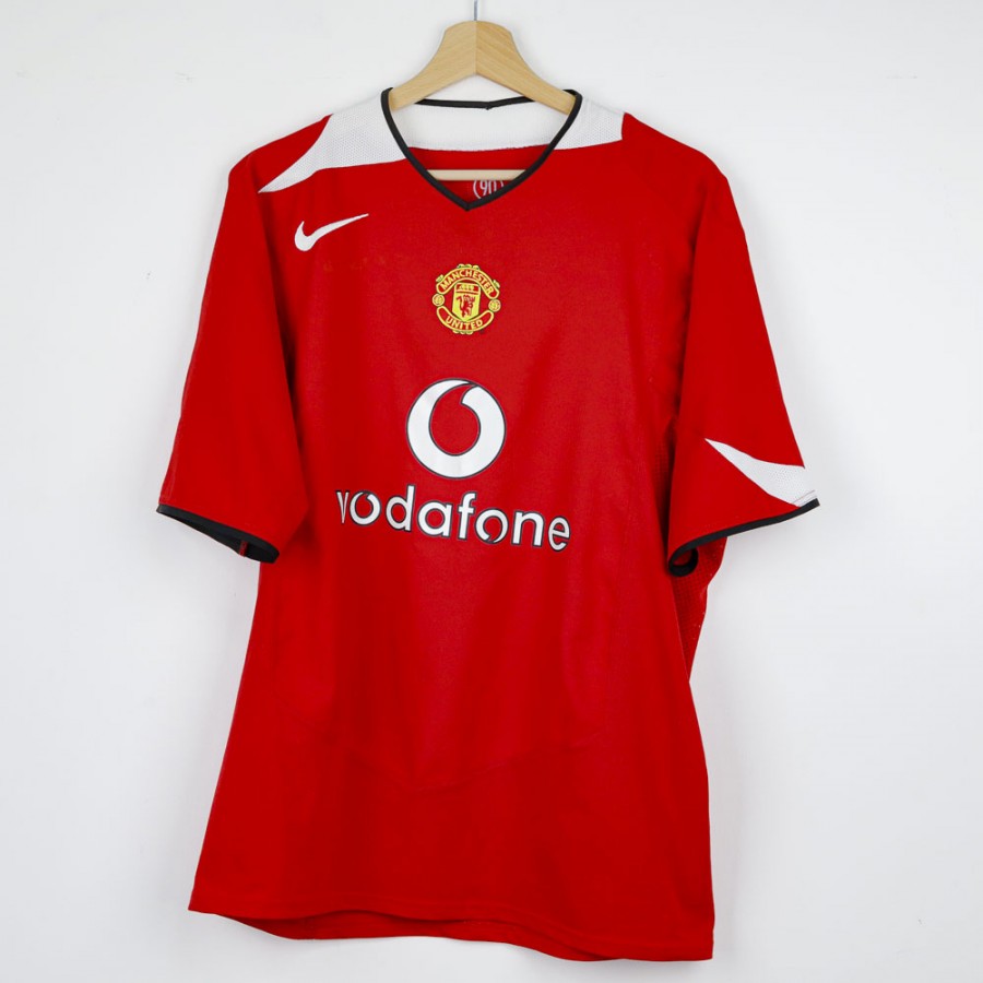 2004 2005 Manchester United Home Jersey Nike Ronaldo 7