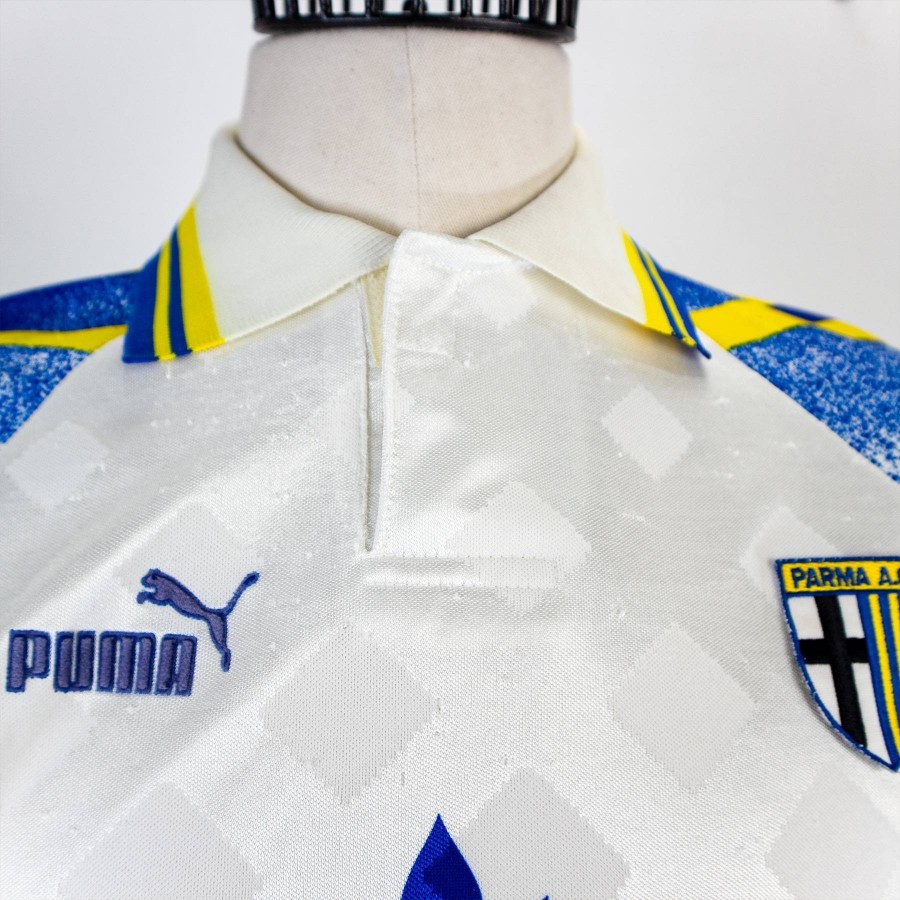 Parma 1995-1996 Home Jersey Hristo Stoichkov 8 Size L