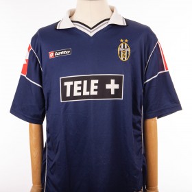 Juventus 2001 jersey deals